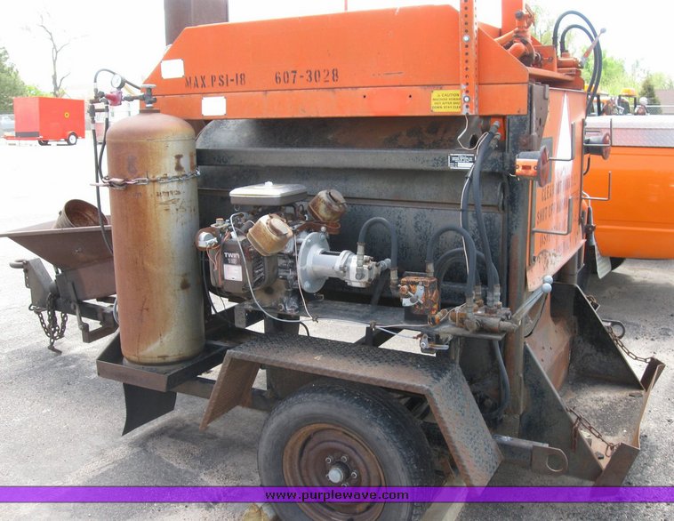 image for item 6488 1988 Western Industries asphalt recycler