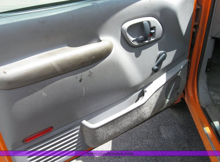 image for item 6490 1999 Chevrolet C2500 pickup