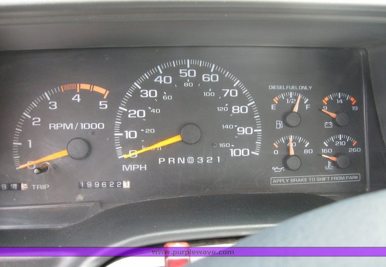 image for item 6490 1999 Chevrolet C2500 pickup