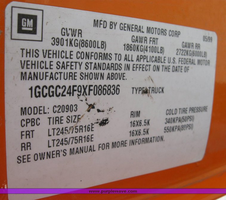 image for item 6490 1999 Chevrolet C2500 pickup