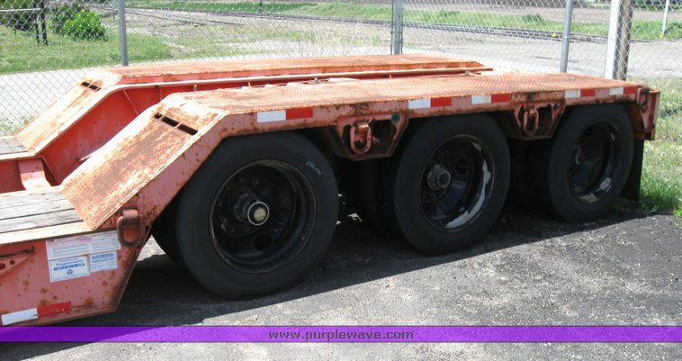 image for item 6491 2000 Kalyn-Siebert 50 ton drop deck trailer