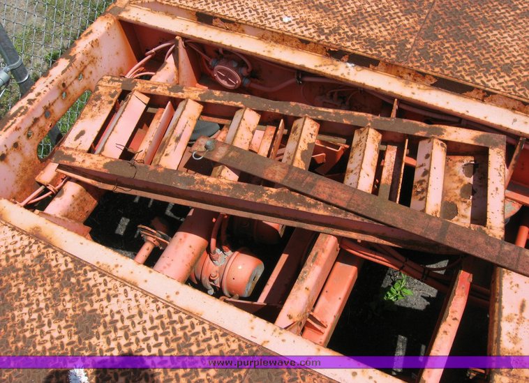 image for item 6491 2000 Kalyn-Siebert 50 ton drop deck trailer