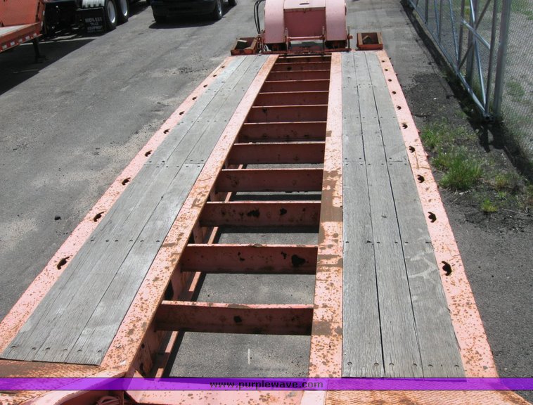 image for item 6491 2000 Kalyn-Siebert 50 ton drop deck trailer