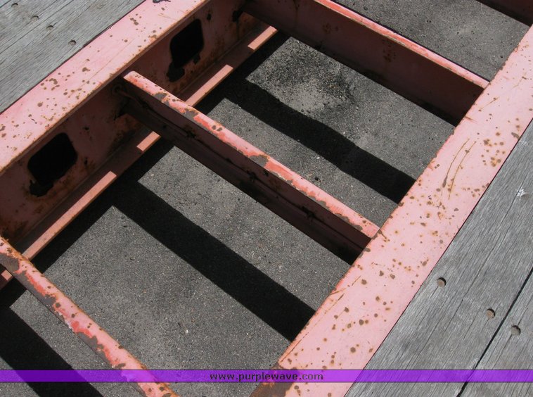 image for item 6491 2000 Kalyn-Siebert 50 ton drop deck trailer