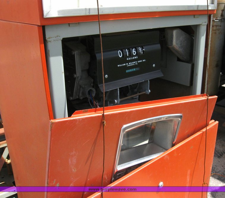 image for item 6498 (3) fuel pumps