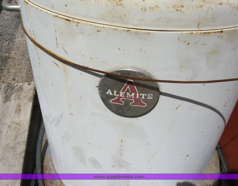 image for item 6499 Alemite 15 gallon grease dispenser