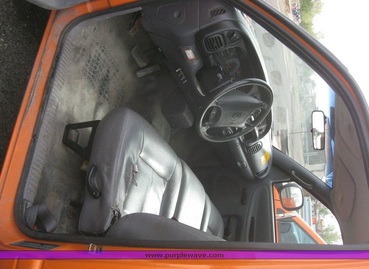 image for item 6541 2001 Dodge Ram 2500 pickup