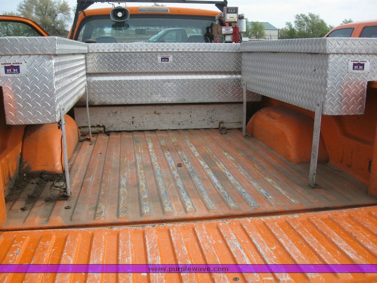 image for item 6541 2001 Dodge Ram 2500 pickup