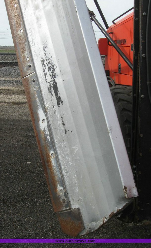 image for item 6543 1995 Champion 710A motor grader