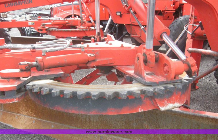 image for item 6544 1995 Champion 710A motor grader