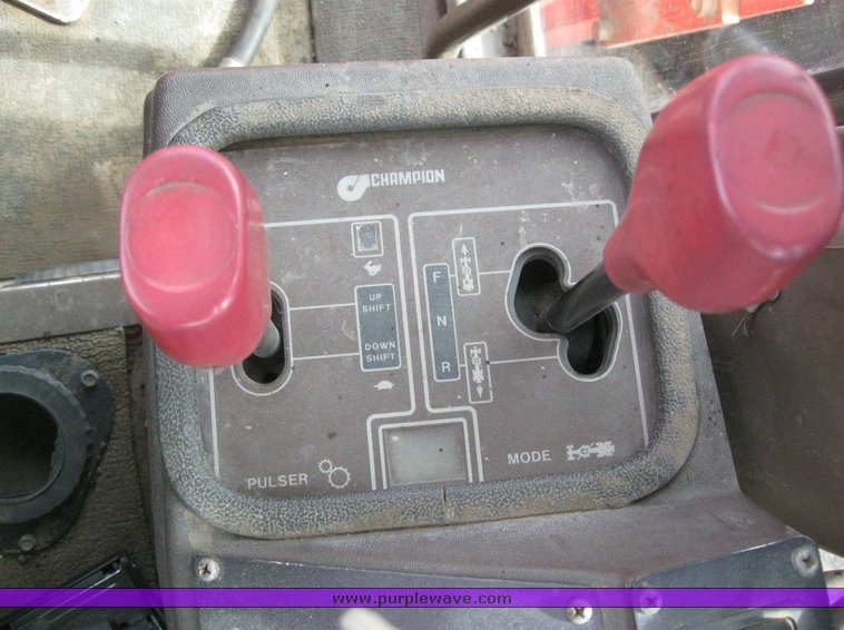 image for item 6544 1995 Champion 710A motor grader