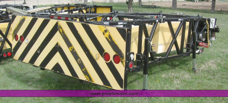 image for item 6545 1999 American 100K truck mounted attenuator