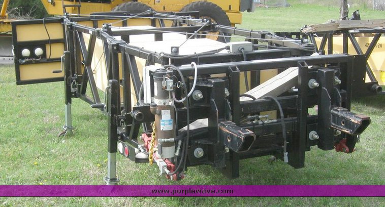 image for item 6545 1999 American 100K truck mounted attenuator