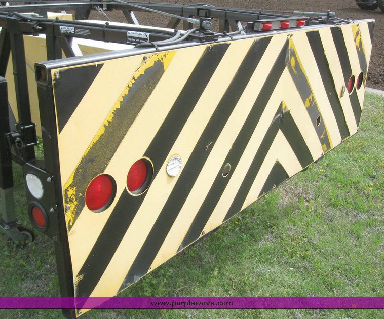 image for item 6545 1999 American 100K truck mounted attenuator