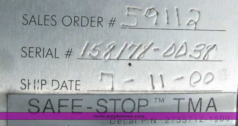 image for item 6545 1999 American 100K truck mounted attenuator