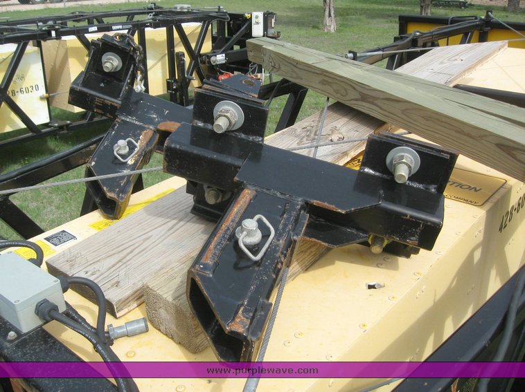 image for item 6546 1999 American 100K truck mounted attenuator