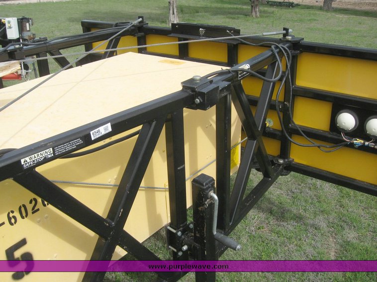 image for item 6546 1999 American 100K truck mounted attenuator