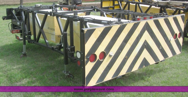 image for item 6547 1999 American 100K truck mounted attenuator