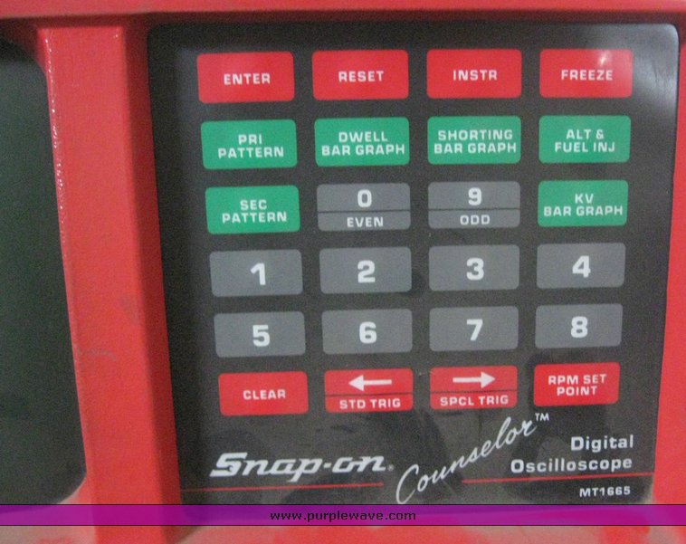 image for item 6556 1998 Snap-On MT1665 oscilloscope