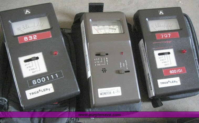 image for item 6557 (13) radiation detection meters