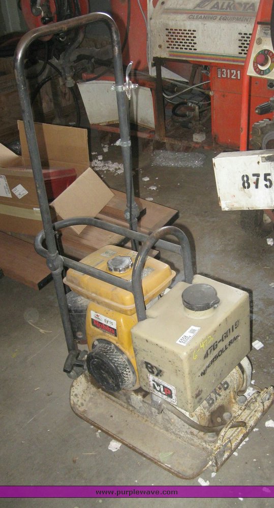 image for item 6558 1999 Ingersoll 13X6W vibratory plate compactor