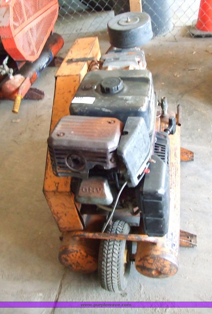 image for item 7080 1994 American portable air compressor