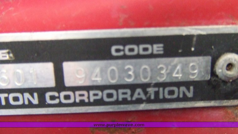 image for item 7080 1994 American portable air compressor