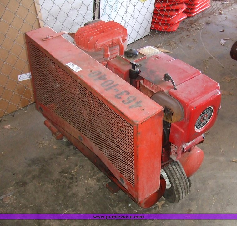 image for item 7082 1990 Industrial portable air compressor