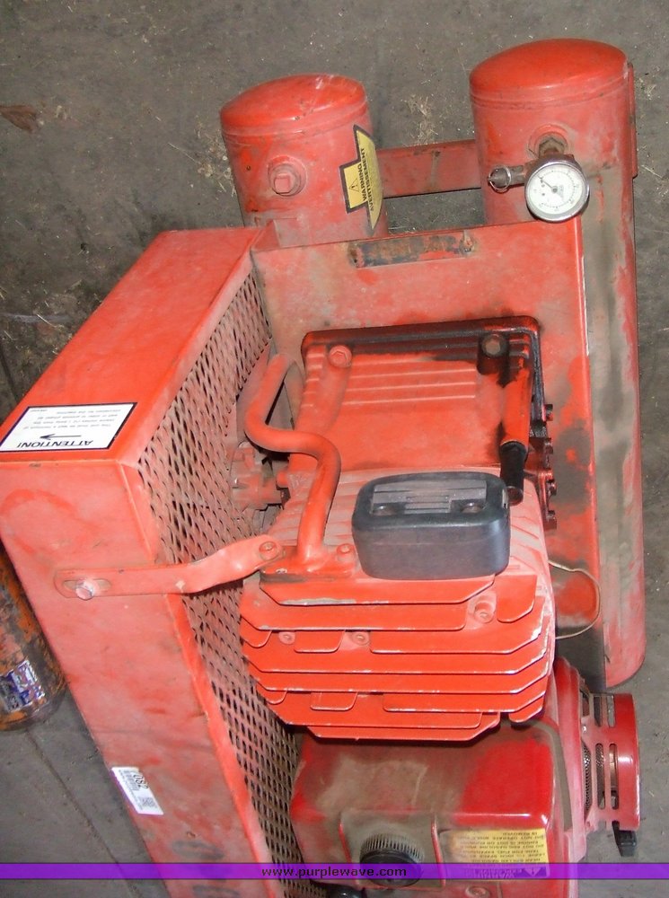 image for item 7082 1990 Industrial portable air compressor