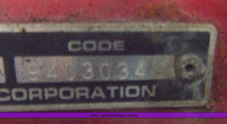 image for item 7085 1994 American portable air compressor