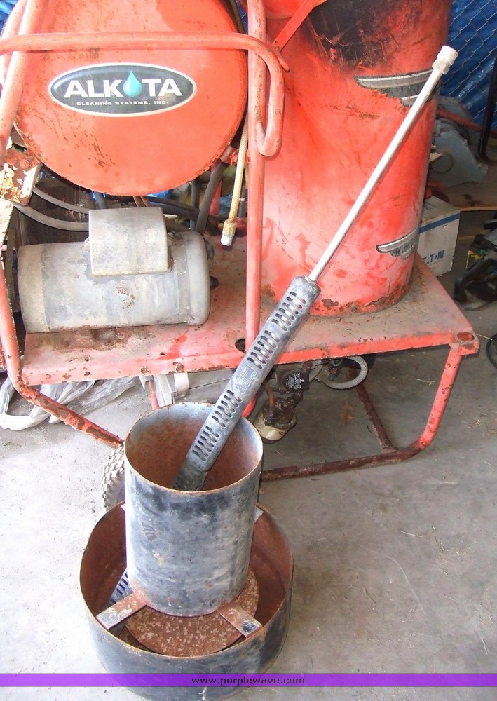 image for item 7089 2003 Alkota portable pressure washer