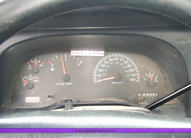 image for item 7091 1999 Dodge Ram 1500 pickup