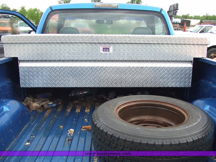 image for item 7091 1999 Dodge Ram 1500 pickup