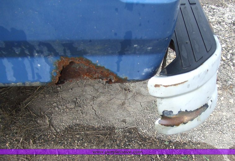 image for item 7093 1993 Ford F150 pickup