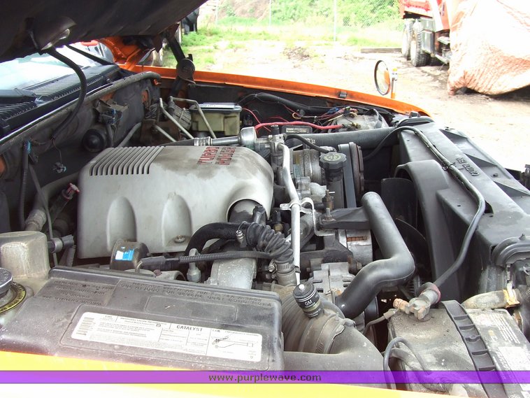 image for item 7094 1999 Chevrolet C2500 pickup