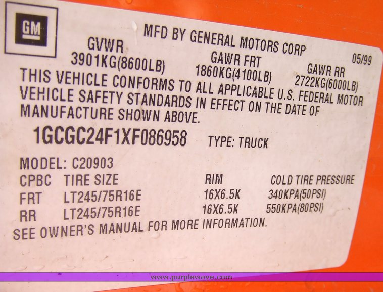 image for item 7094 1999 Chevrolet C2500 pickup