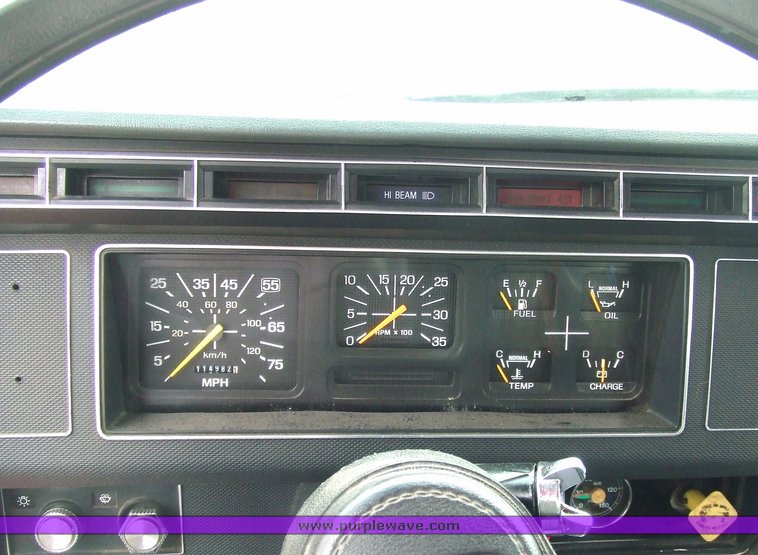 image for item 7095 1994 Ford F700F bucket truck