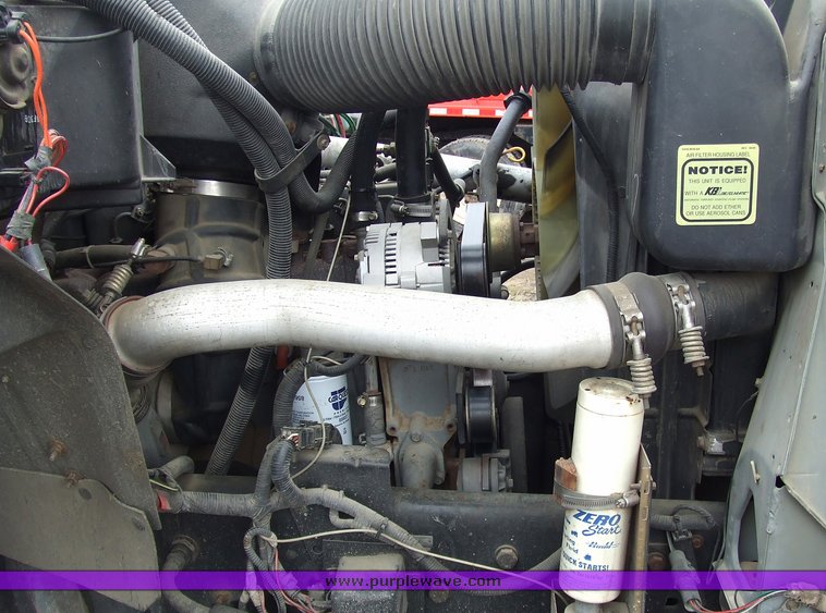 image for item 7095 1994 Ford F700F bucket truck