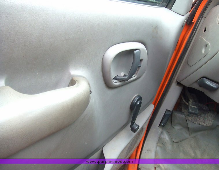 image for item 7097 1999 Chevrolet C2500 pickup