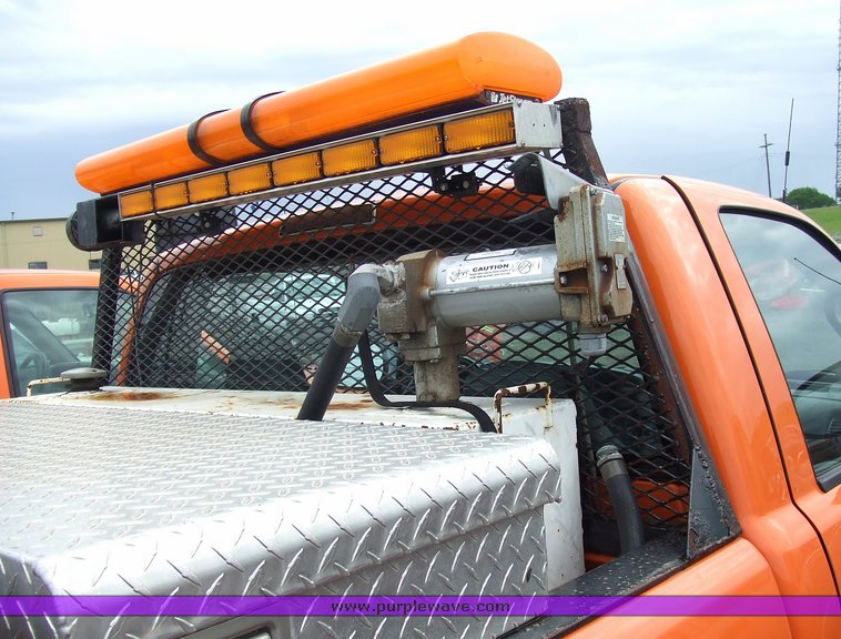 image for item 7100 2001 Dodge Ram 2500 pickup