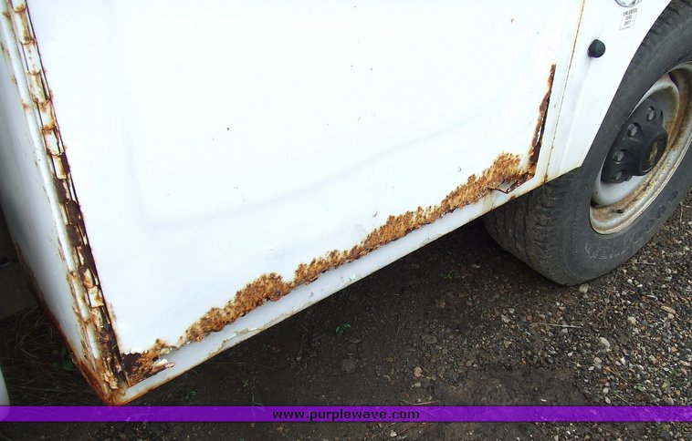 image for item 7101 1992 Chevrolet C2500 utility bed pickup