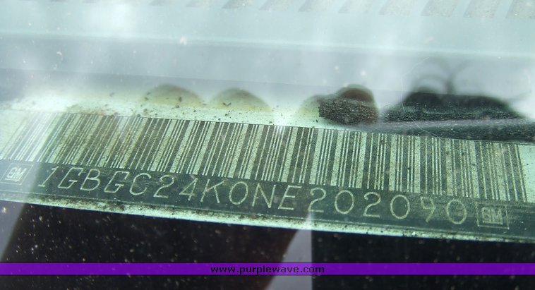 image for item 7101 1992 Chevrolet C2500 utility bed pickup