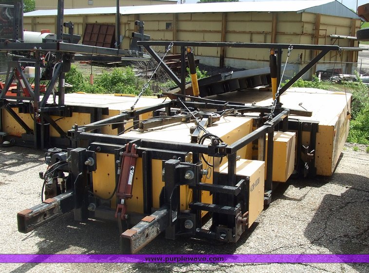 image for item 7104 1997 Enabs truck mounted energy absorption crash attenuator