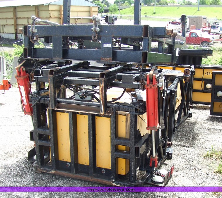 image for item 7105 1999 Enabs truck mounted energy absorption crash attenuator