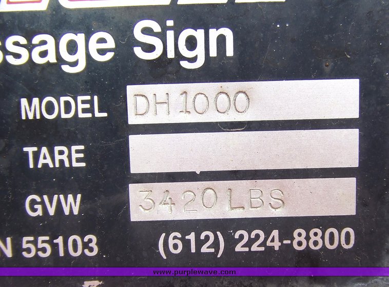 image for item 7106 1996 Addco trailer-mounted variable message board