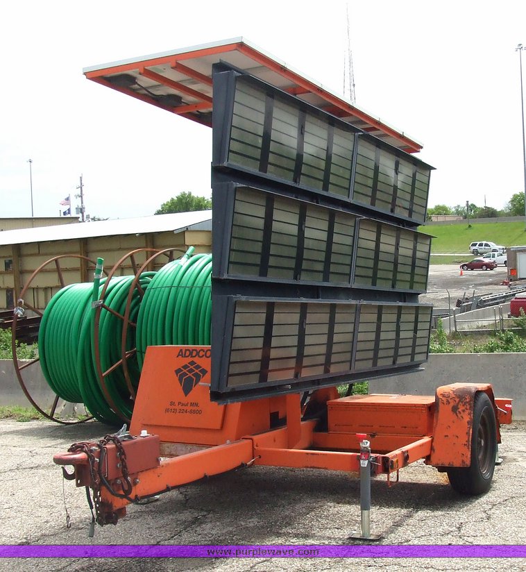 image for item 7107 1996 Addco trailer-mounted variable message board