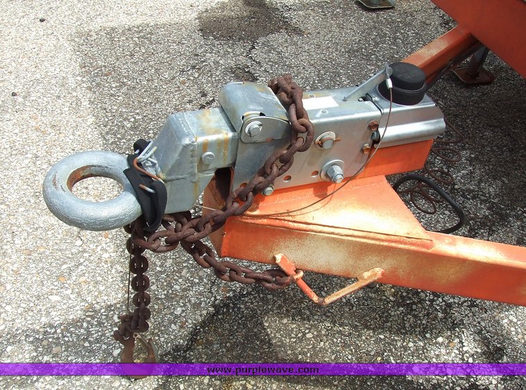 image for item 7109 2001 Ver-mac trailer-mounted variable message board