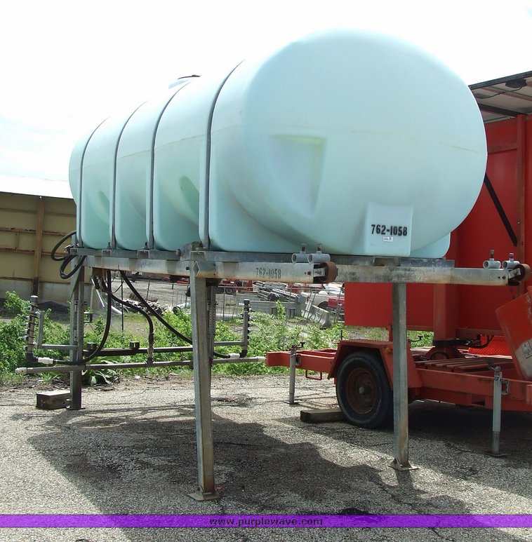 image for item 7111 1998 Force America anti-ice tank