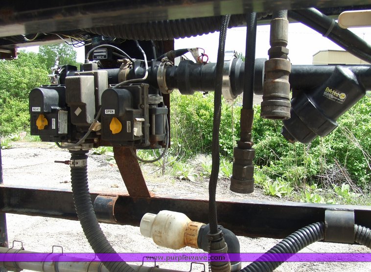 image for item 7112 1999 Monroe anti-ice tank