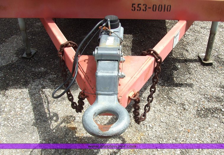 image for item 7113 2000 Ver-Mac trailer-mounted variable message board